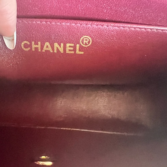 Authentic Chanel black quilted lambskin flap messenger bijou 24k gold hardware - Picture 15 of 16